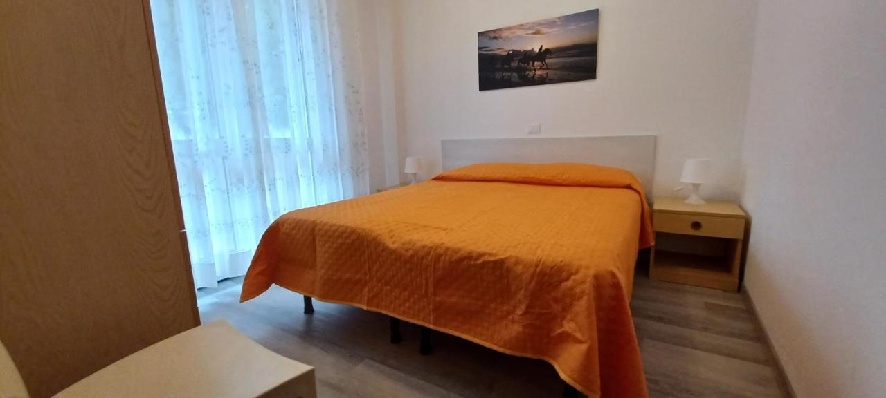 Casa Bivi - Apartments With 1 And 2 Bedrooms - Click Here For More Availabilities 利尼亚诺萨比亚多罗 外观 照片