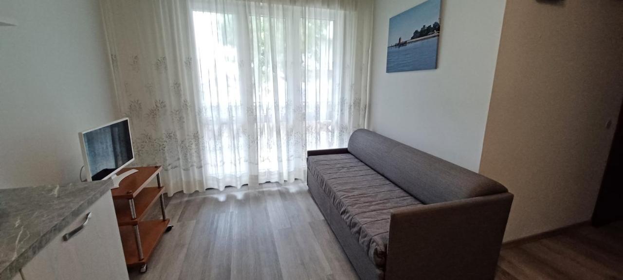 Casa Bivi - Apartments With 1 And 2 Bedrooms - Click Here For More Availabilities 利尼亚诺萨比亚多罗 外观 照片