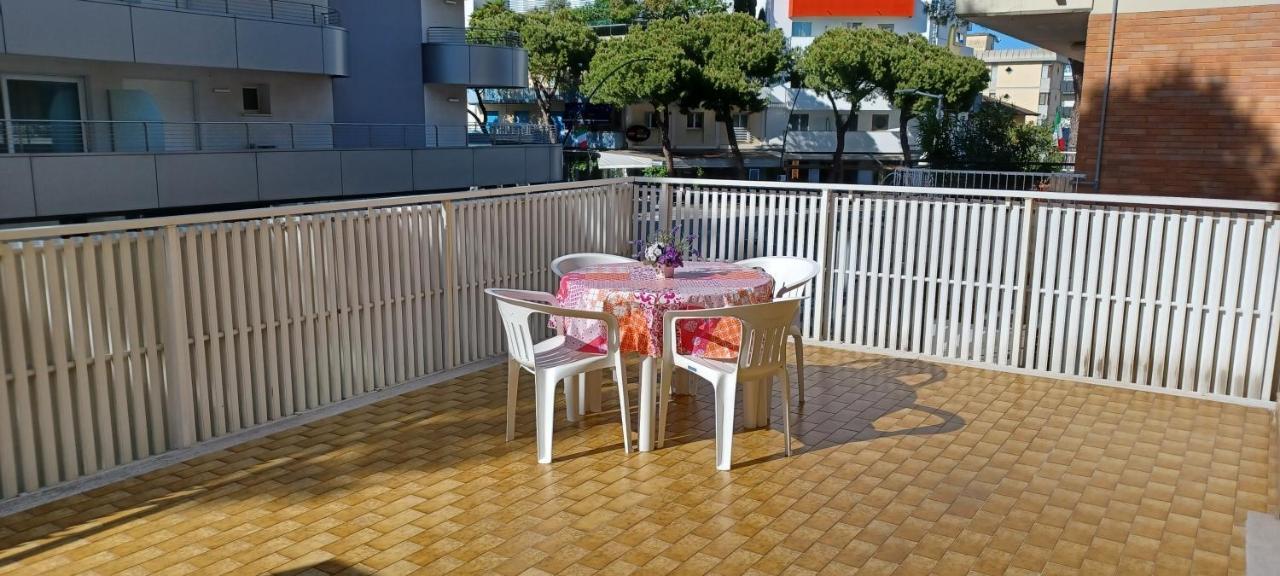 Casa Bivi - Apartments With 1 And 2 Bedrooms - Click Here For More Availabilities 利尼亚诺萨比亚多罗 外观 照片
