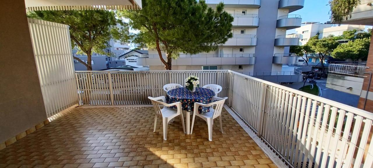 Casa Bivi - Apartments With 1 And 2 Bedrooms - Click Here For More Availabilities 利尼亚诺萨比亚多罗 外观 照片