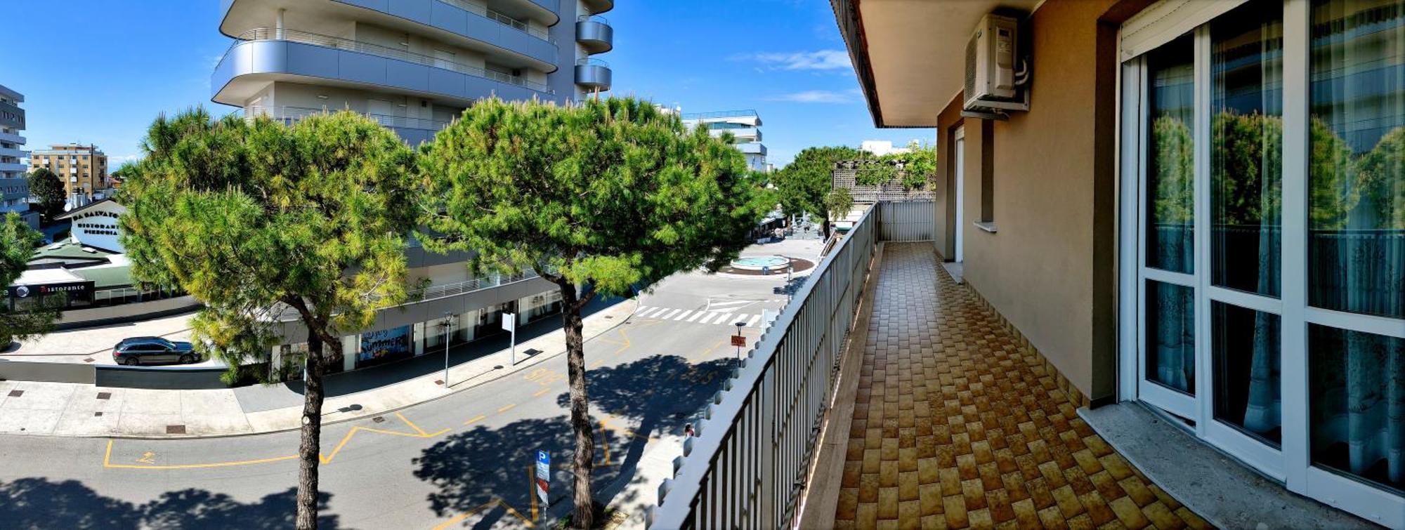 Casa Bivi - Apartments With 1 And 2 Bedrooms - Click Here For More Availabilities 利尼亚诺萨比亚多罗 外观 照片